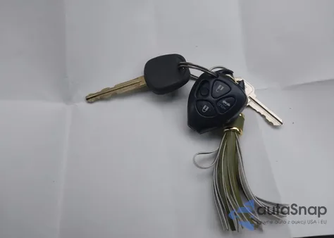 2010 Toyota Camry Le from USA, damaged, VIN 4T1BF3EK0AU509014